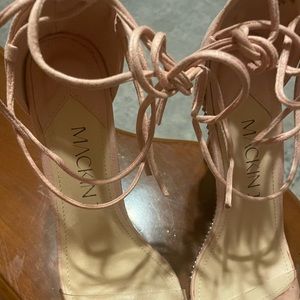 New clear and peach sz 11 heels with lace up straps